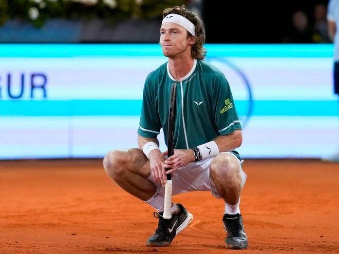 吸引着世界 吸引着世界