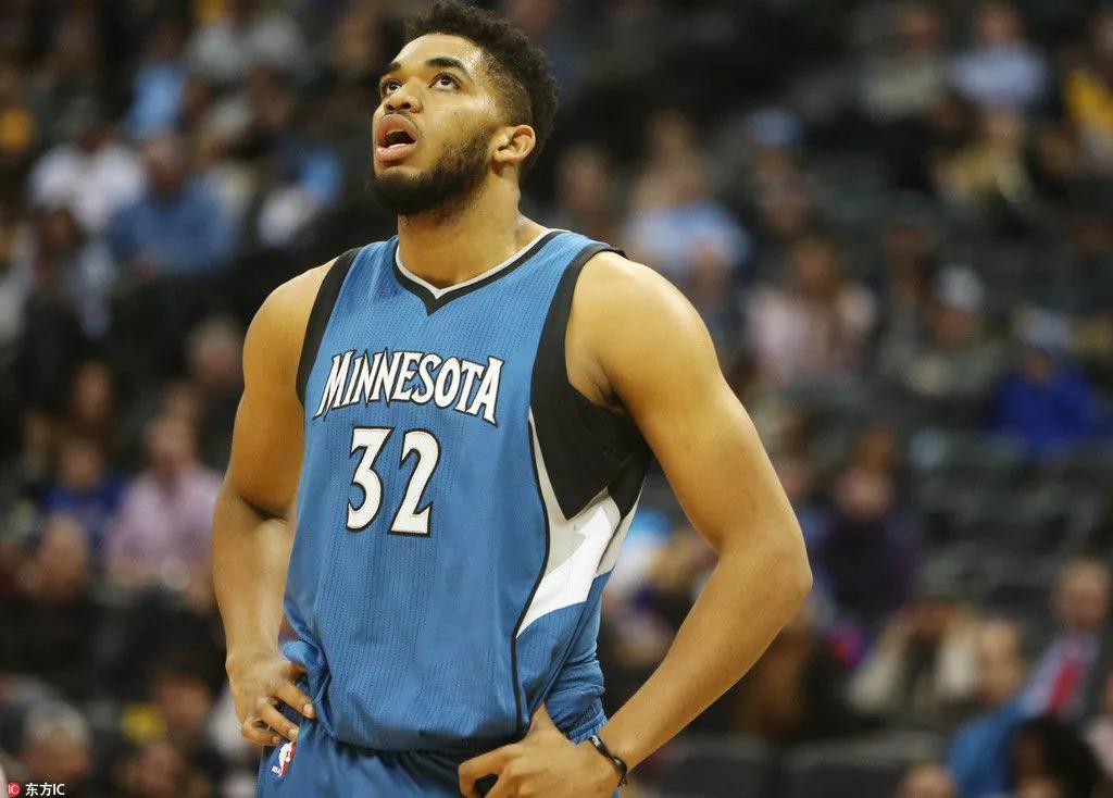 俱乐部和球 俱乐部和球