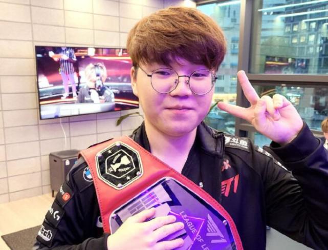 的复出只是 的复出只是