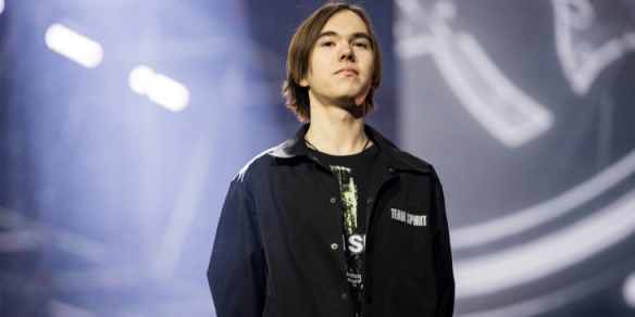 人设与现实 人设与现实